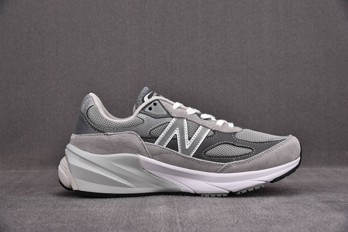 NEW BALANCE 990 V6 NB000024