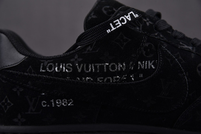 NIKE LOW AIR FORCE 1 X  full black