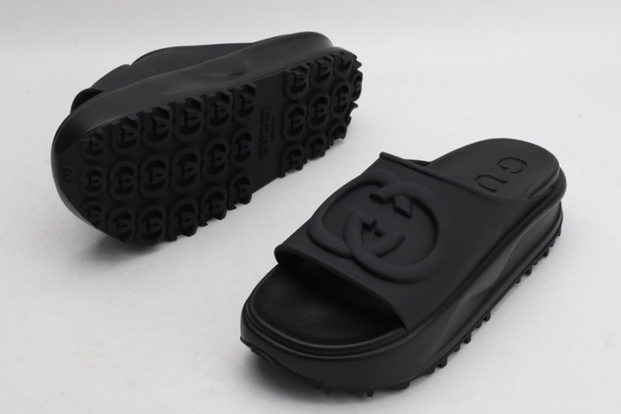 Gucc* Sandal102