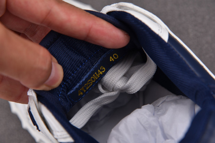 V*LENTINO SNEAKERS VT000006