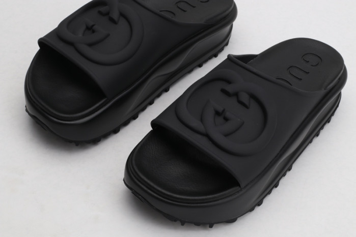 Gucc* Sandal102