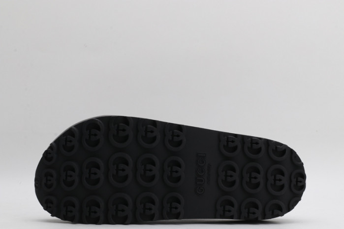 Gucc* Sandal102