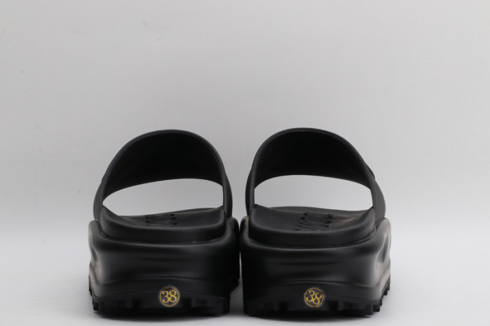 Gucc* Sandal102
