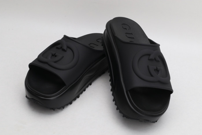 Gucc* Sandal102