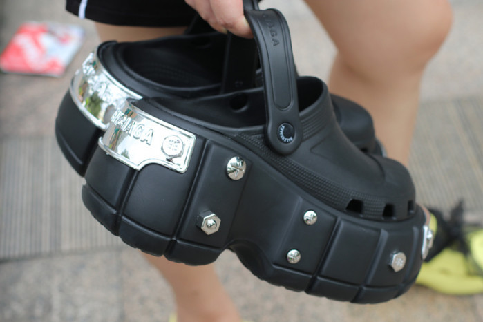 Balenciag* Sandal 26