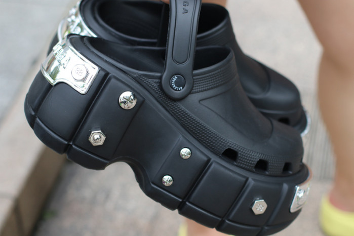 Balenciag* Sandal 26