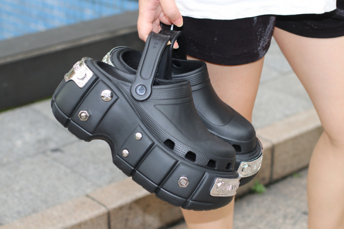 Balenciag* Sandal 26