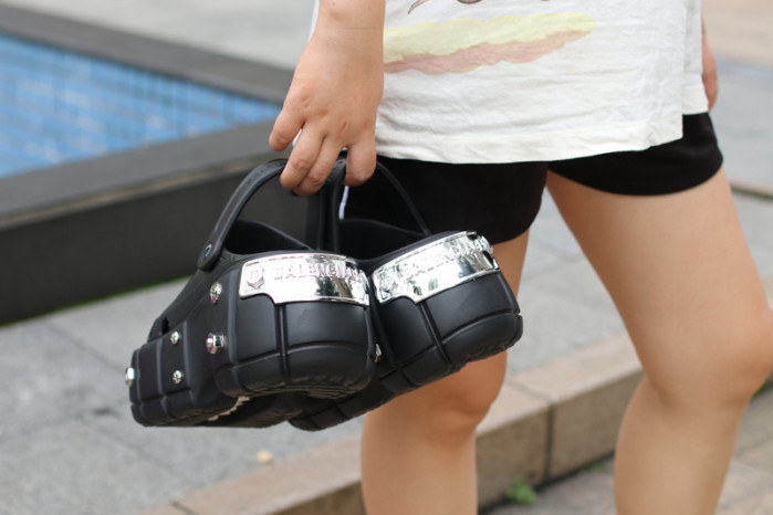 Balenciag* Sandal 26