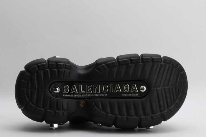 Balenciag* Sandal 26