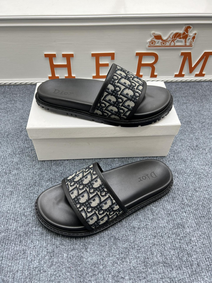 Dio*r sandal18