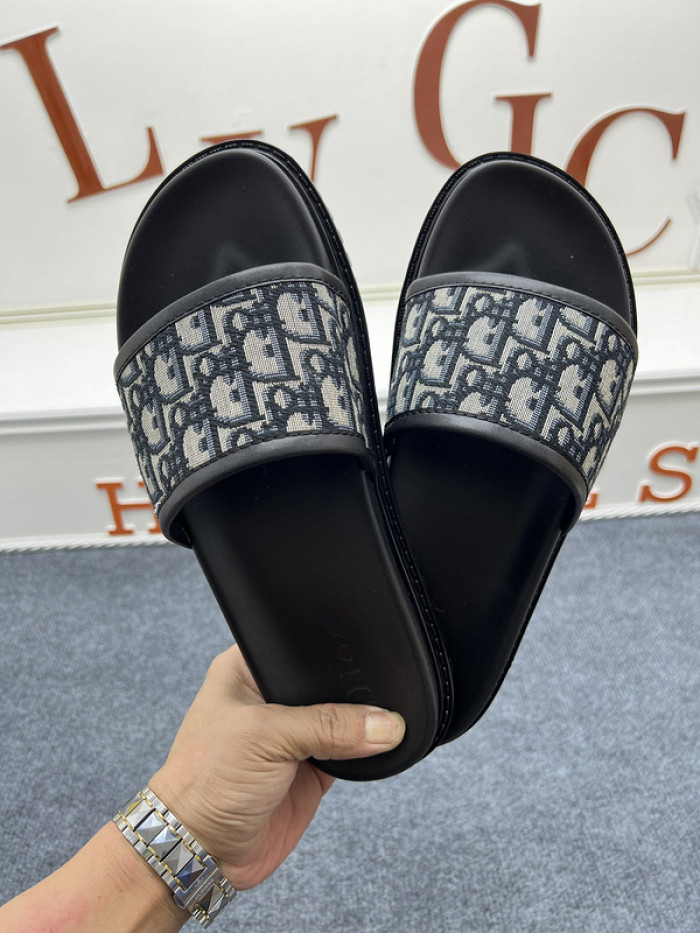Dio*r sandal18