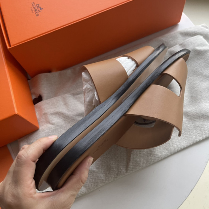 Herme* Sandal63