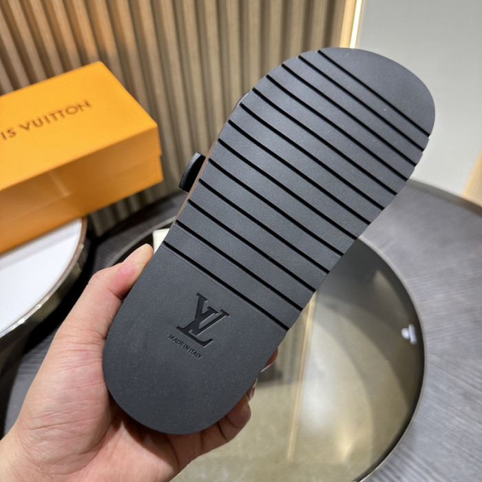 L&V sandal70