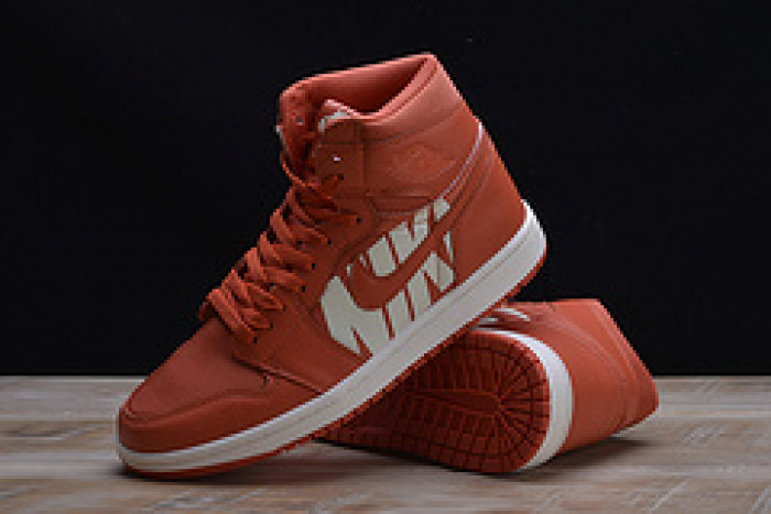 2018 Air Jordan 1 Retro High OG  Vintage Coral/Sail 555088 800