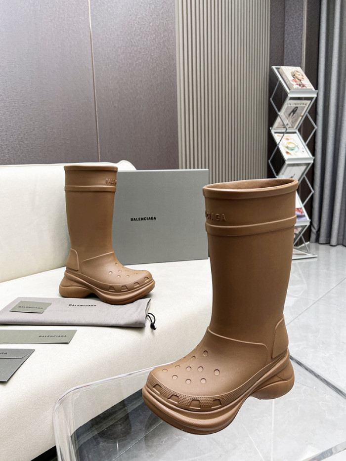 BALENCIAG* CROCS BOOT 5000096