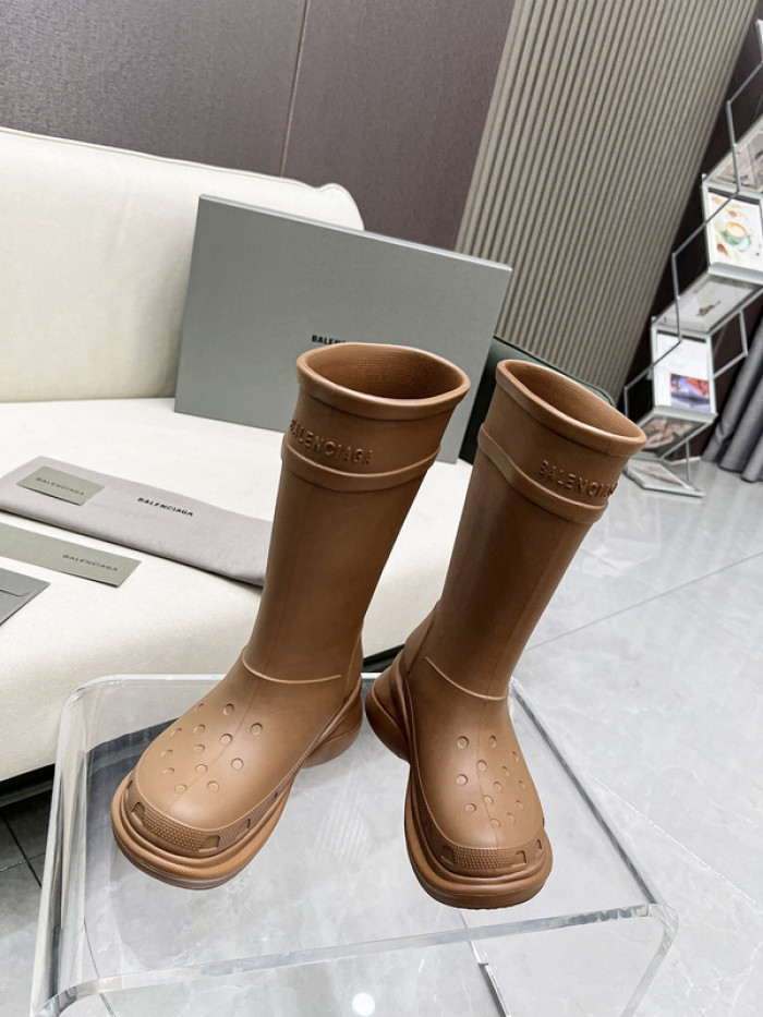 BALENCIAG* CROCS BOOT 5000096