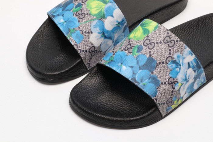 Gucc* Sandal59
