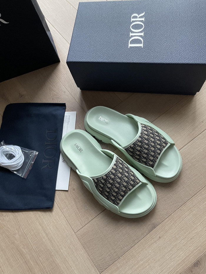 Dio*r sandal 45