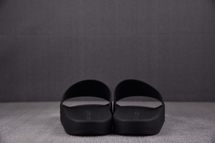 BURBER*Y Sandal12