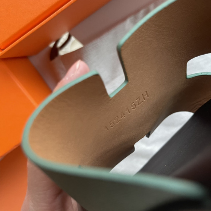 Herme* Sandal64
