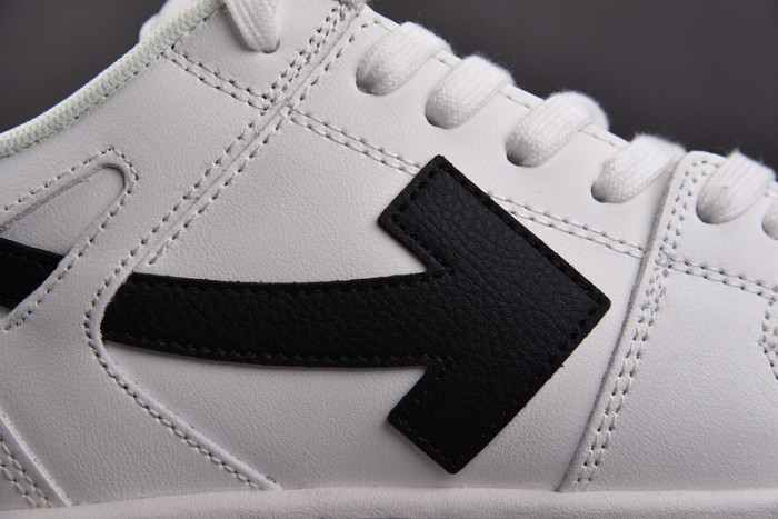 OFW  Sneakers  OW10008