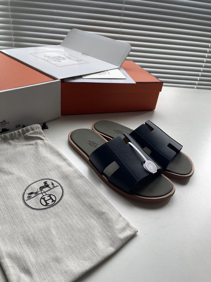 Herme* Sandal74
