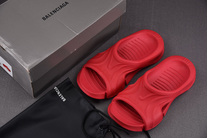 Balenciag* Sandal 21