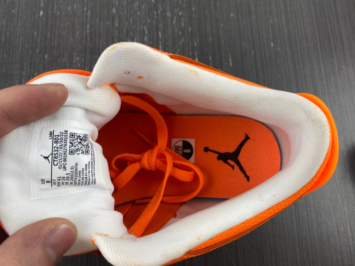 Air Jordan 3 Retro "Orange"  CT8532-801