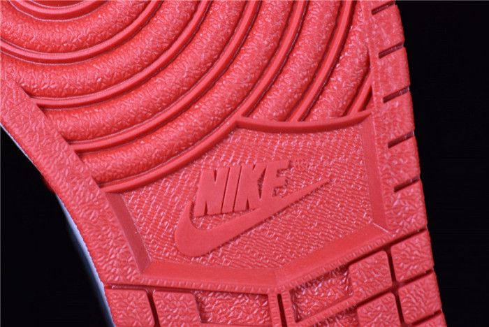 AIR JORDAN 1 MID Chicago 554724-173