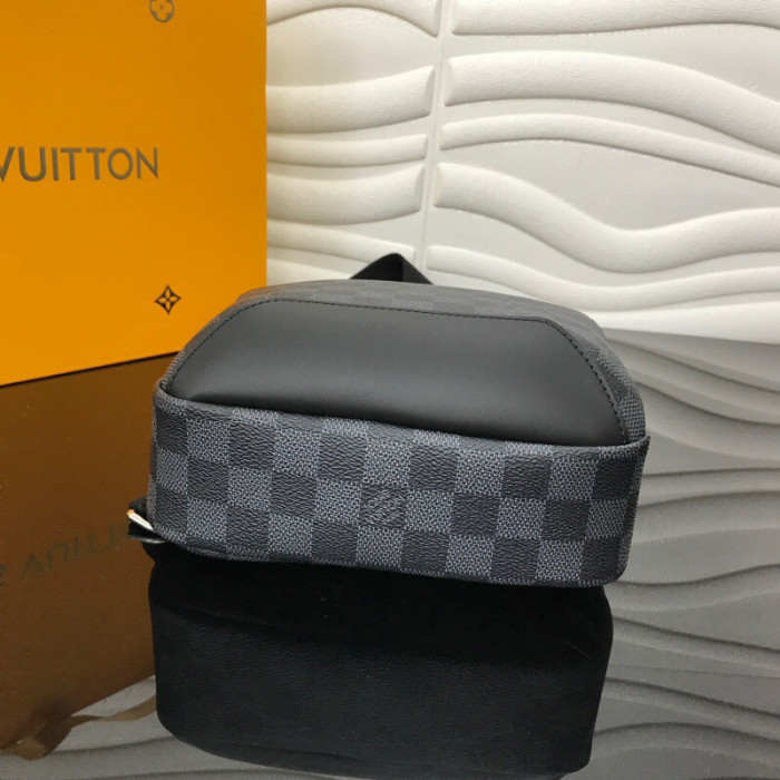 L&V BAG26