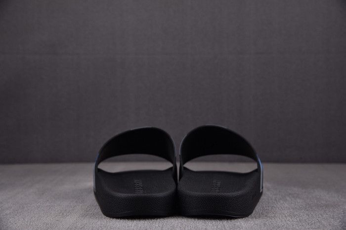 BURBER*Y Sandal13
