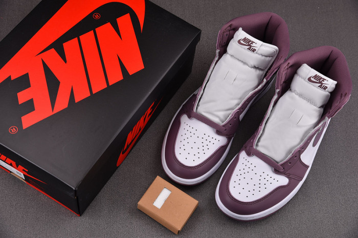 Air Jordan 1 High OG “Sky J Mauve” DZ5485-105
