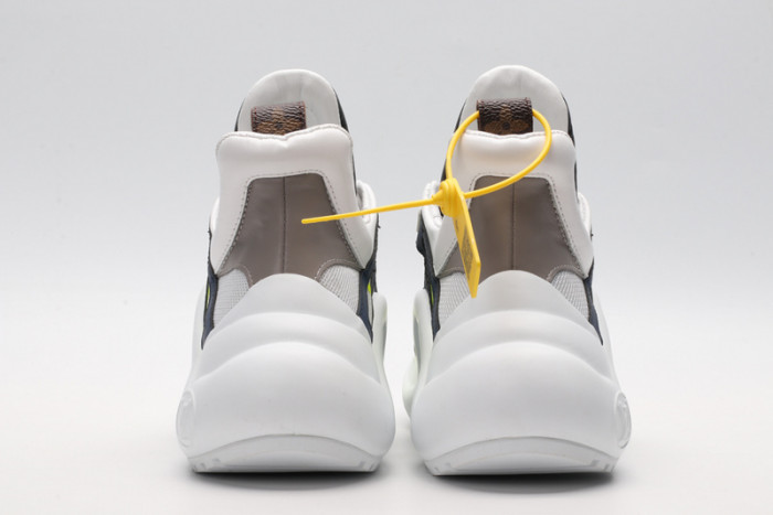 LV snekaers L000002