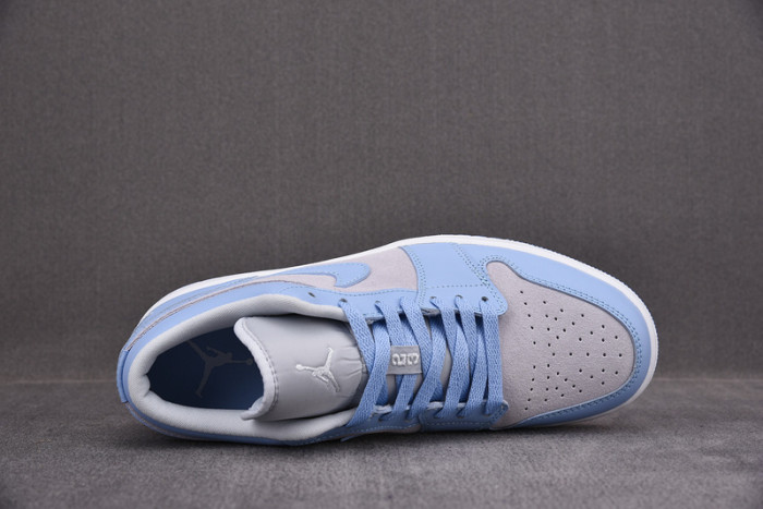 air Jordan 1 Low  Grey Aluminum DC0774-050