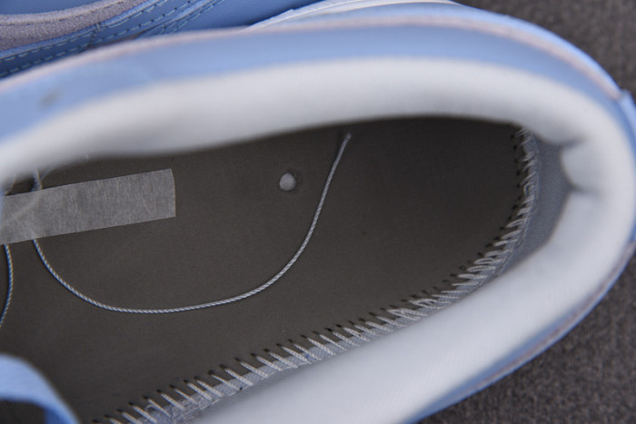 air Jordan 1 Low  Grey Aluminum DC0774-050