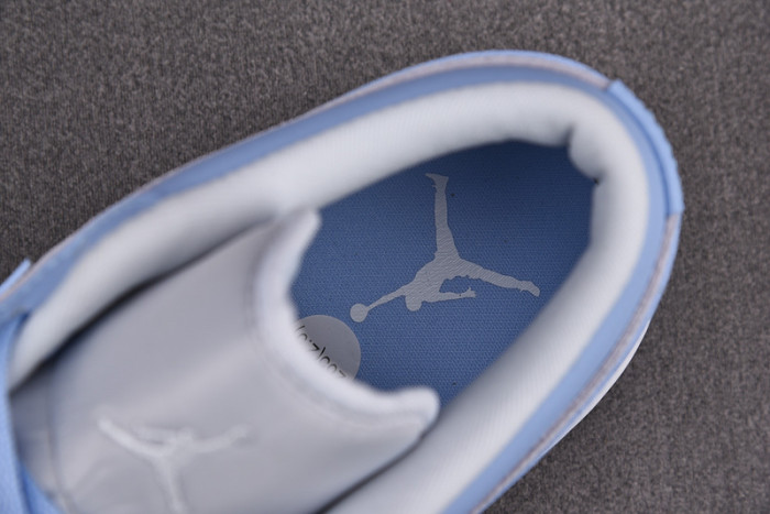 air Jordan 1 Low  Grey Aluminum DC0774-050