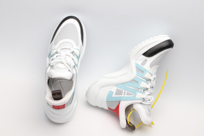 LV snekaers L000004