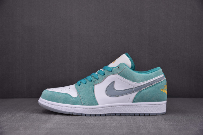 Air Jordan 1 Low SE New Emerald  DN3705-301