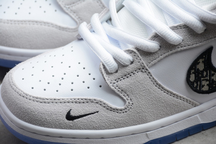 NIKE DUNK LOW  BQ6817-002