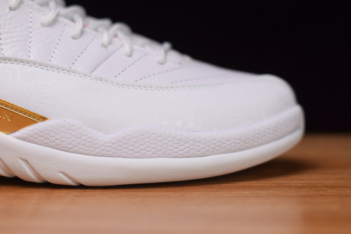 Air Jordan 12 FIBA White University Red 130690-107