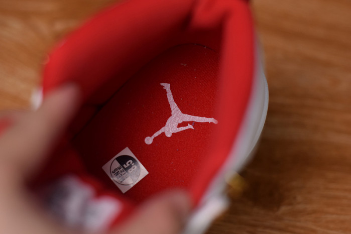 Air Jordan 12 FIBA White University Red 130690-107