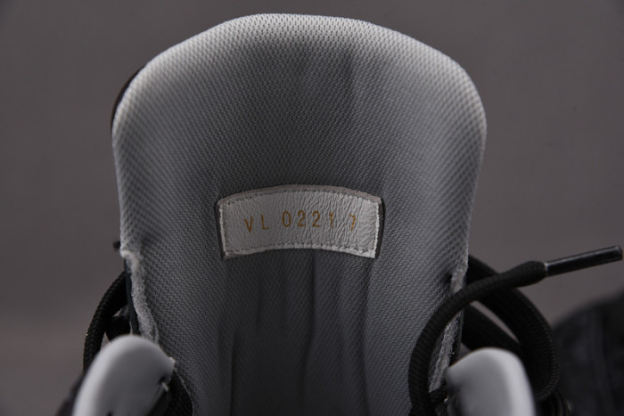 L&V snekaers L0000084
