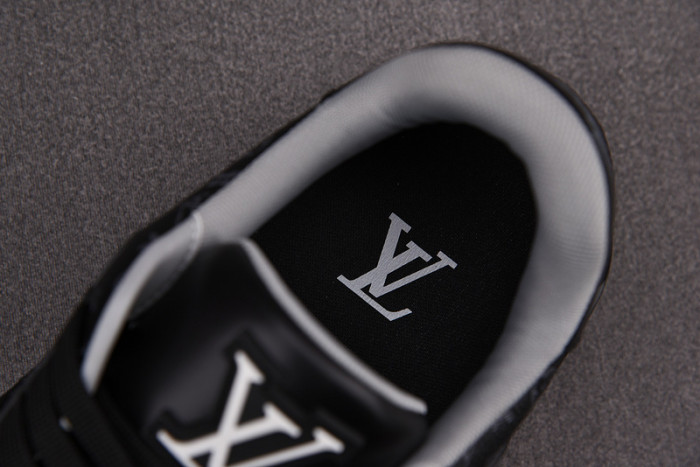 L&V snekaers L0000084
