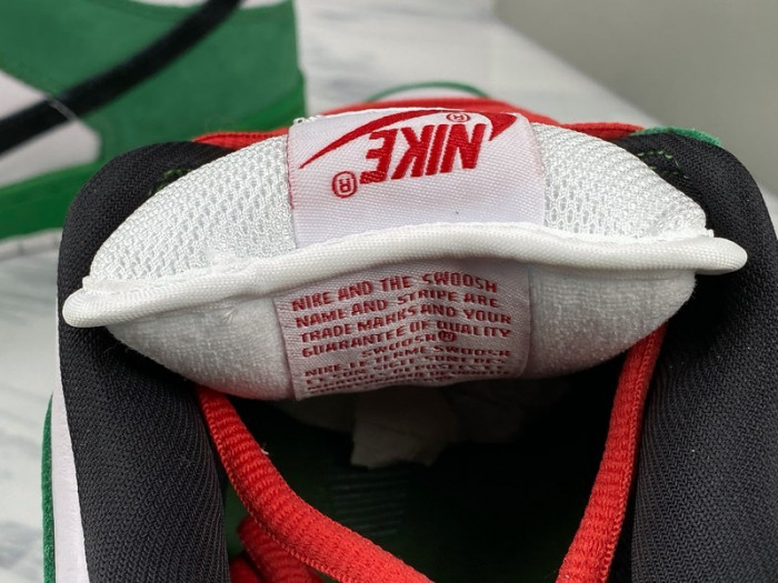 Nike dunk low sb  heineken  304292-302