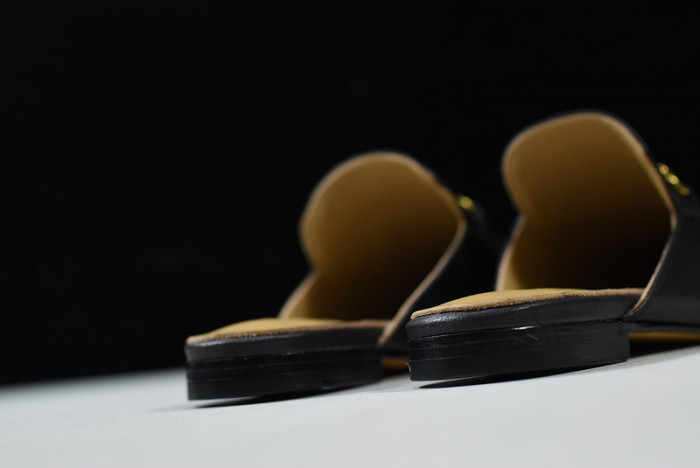 Gucc* Sandal86