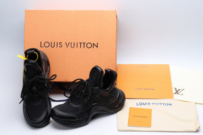 LV snekaers L000001