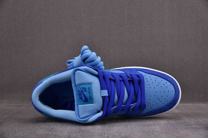 Nike SB Dunk Low Blue Raspberry  DM0807-400
