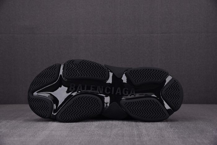 TRIPLES TRAINER SNEAKERS 2000058