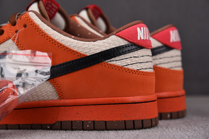 Nike SB Dunk Low Top Ramen 313170-101