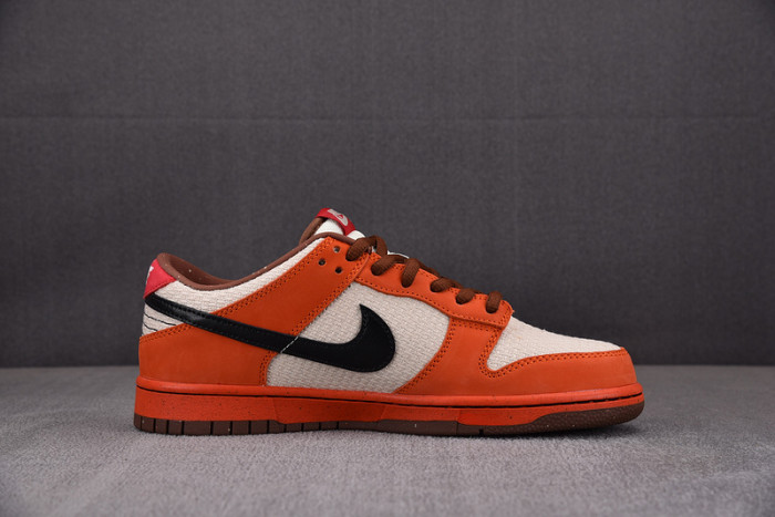 Nike SB Dunk Low Top Ramen 313170-101